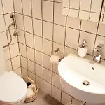 Monis Gemuetliche Lägenhet Suhl